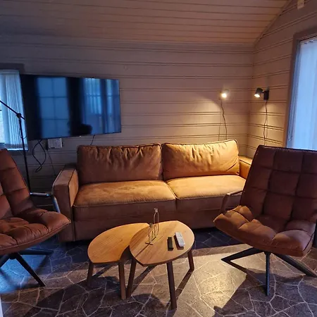 Servicenter בית נופש *